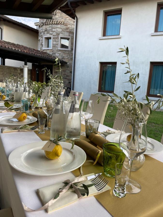 Hotel Purlilium Porcia Bagian luar foto