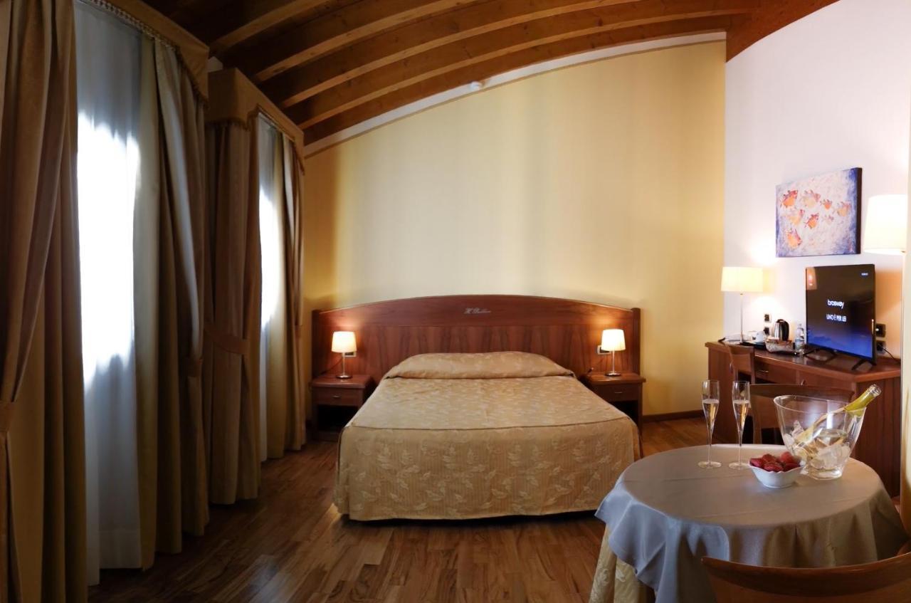 Hotel Purlilium Porcia Bagian luar foto
